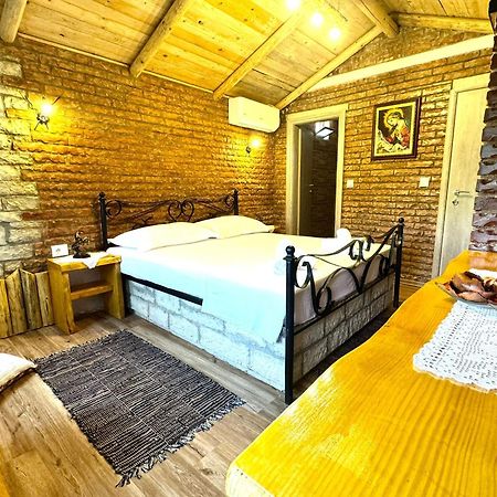 Villa Muzhaqi Nivice Экстерьер фото