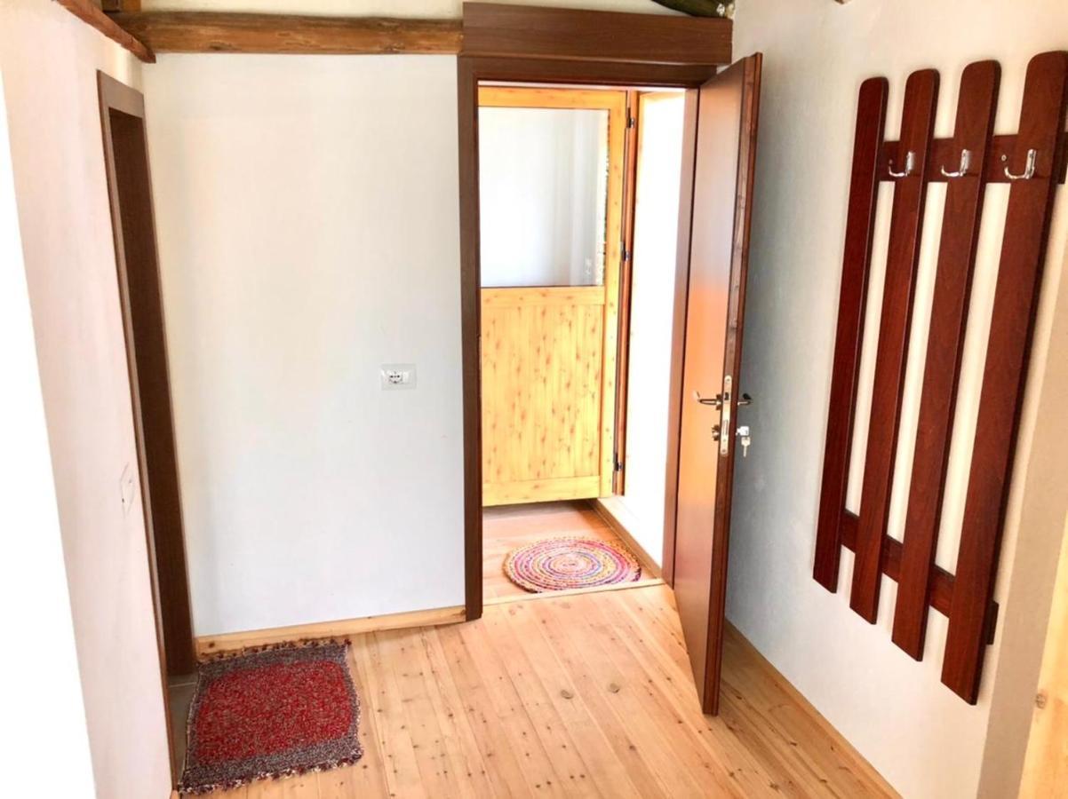 Villa Muzhaqi Nivice Экстерьер фото