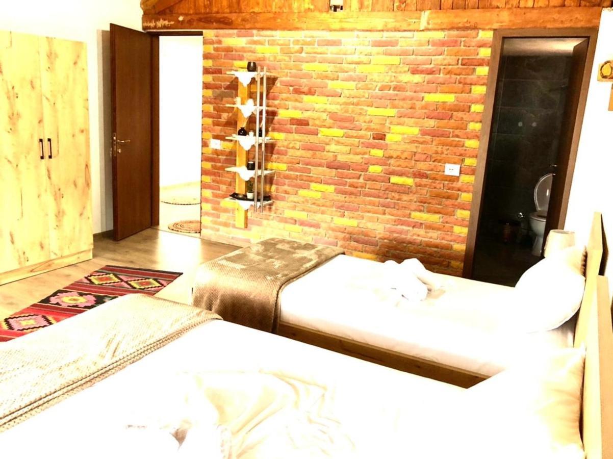 Villa Muzhaqi Nivice Экстерьер фото