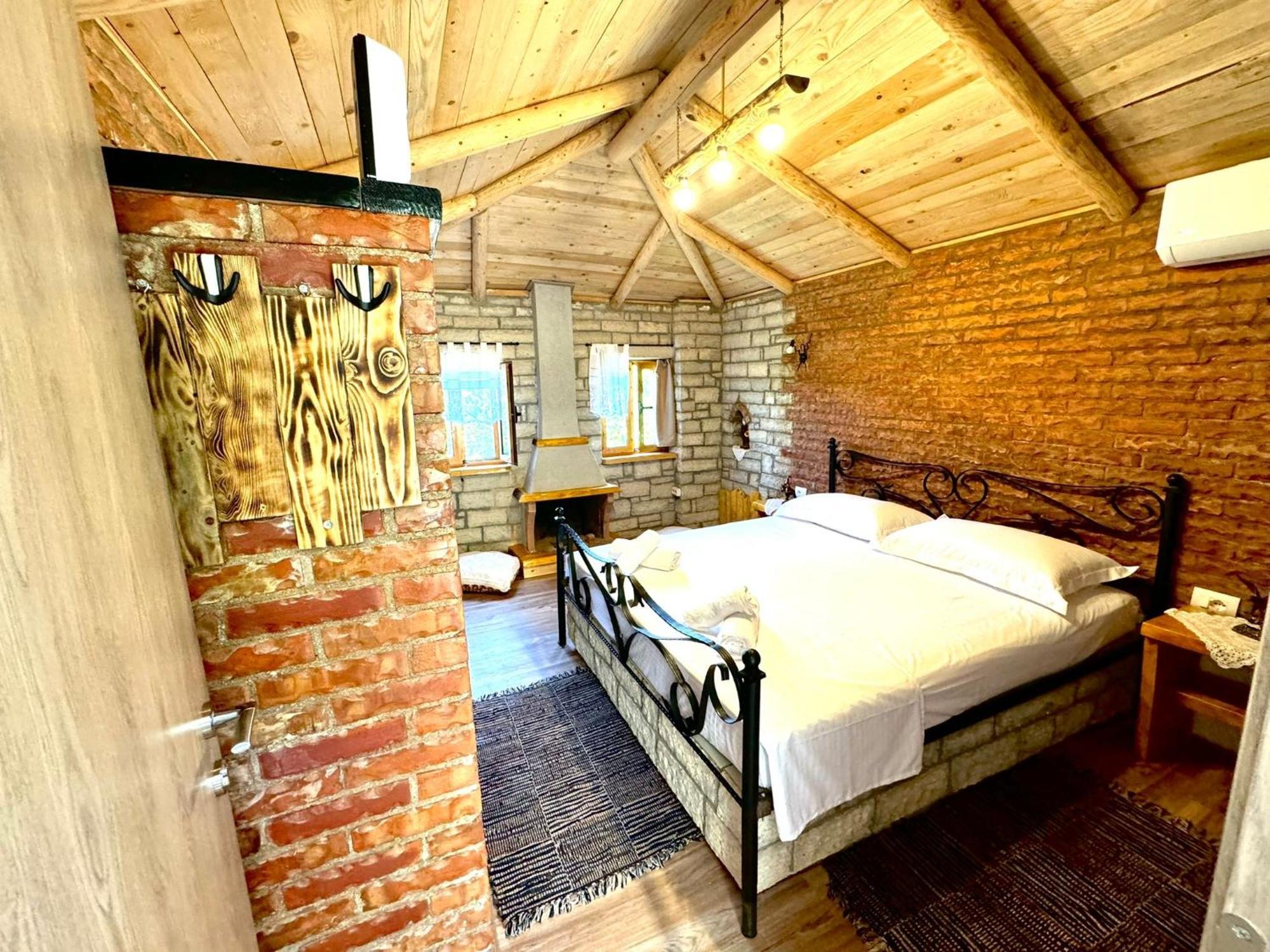 Villa Muzhaqi Nivice Экстерьер фото
